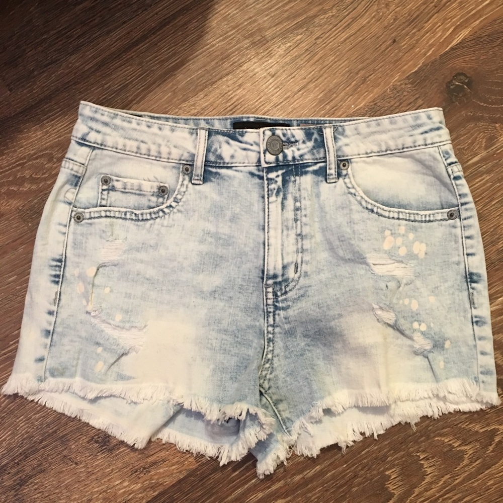 Light wash Jean shorts